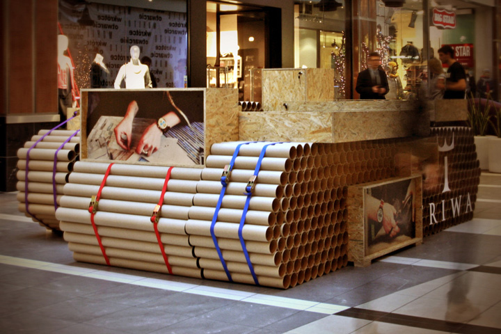 9_Tube-Tank-Triwa-pop-up-store-by-mode-lina-Poznan-Poland.jpg