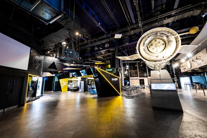 27_UK-s-National-Space-Centre-Store-by-Mynt-Leicester-UK-17.jpg