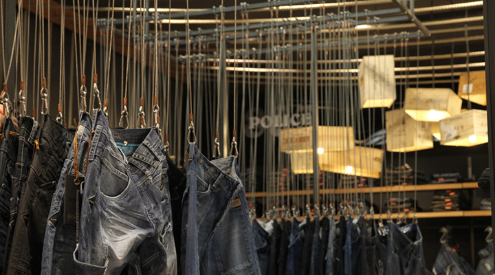 25_USC-stores-by-Four-by-Two-05.jpg