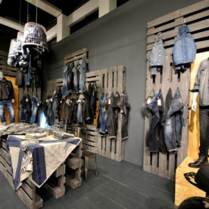 30_PANORAMA-Berlin-2015-Winter-CAMP-DAVID-SOCCX-DENIM-300x300.jpg