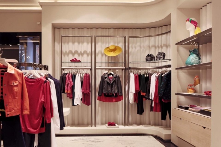 21_Uterque-Flagship-Store-Madrid-Spain-05.jpg
