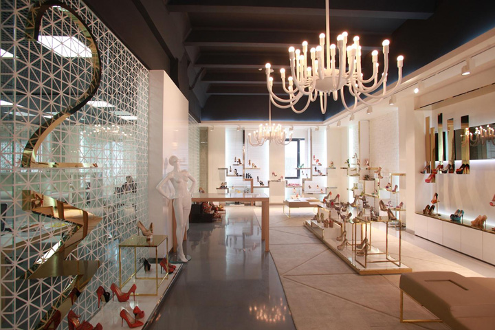 46_Waggon-shoe-store-by-Phardi-Architecture-Moscow-02.jpg