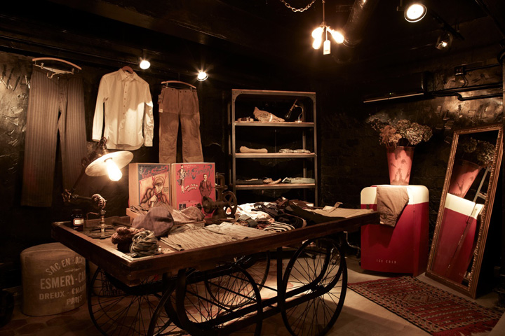 29_Wudai-Shiguo-store-Hong-Kong-02.jpg