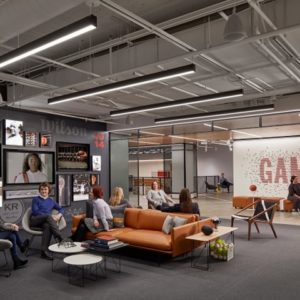 18_Wilson-Sporting-Goods-Offices-by-Gensler-Chicago-Illinois-United-States-300x300.jpg
