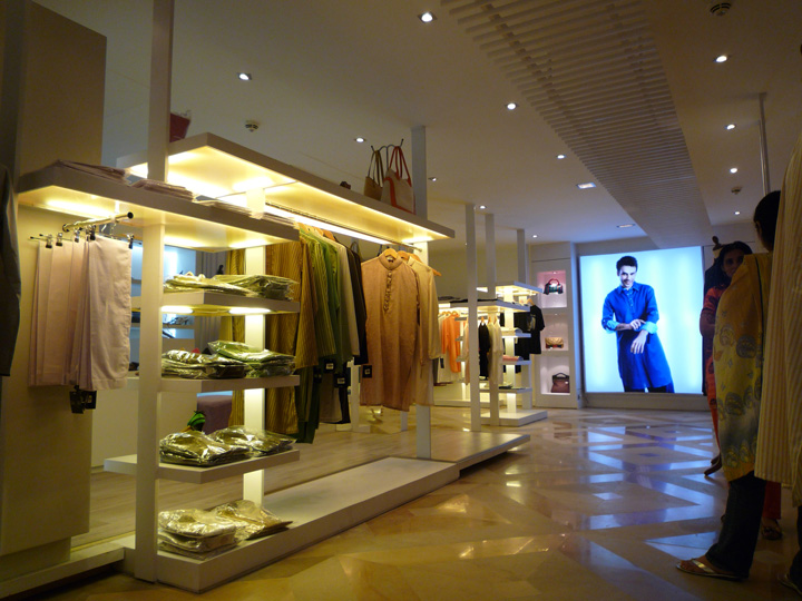 17_Nishat-Linen-flagship-store-Adeel-Mumtaz-Lahore-02.jpg