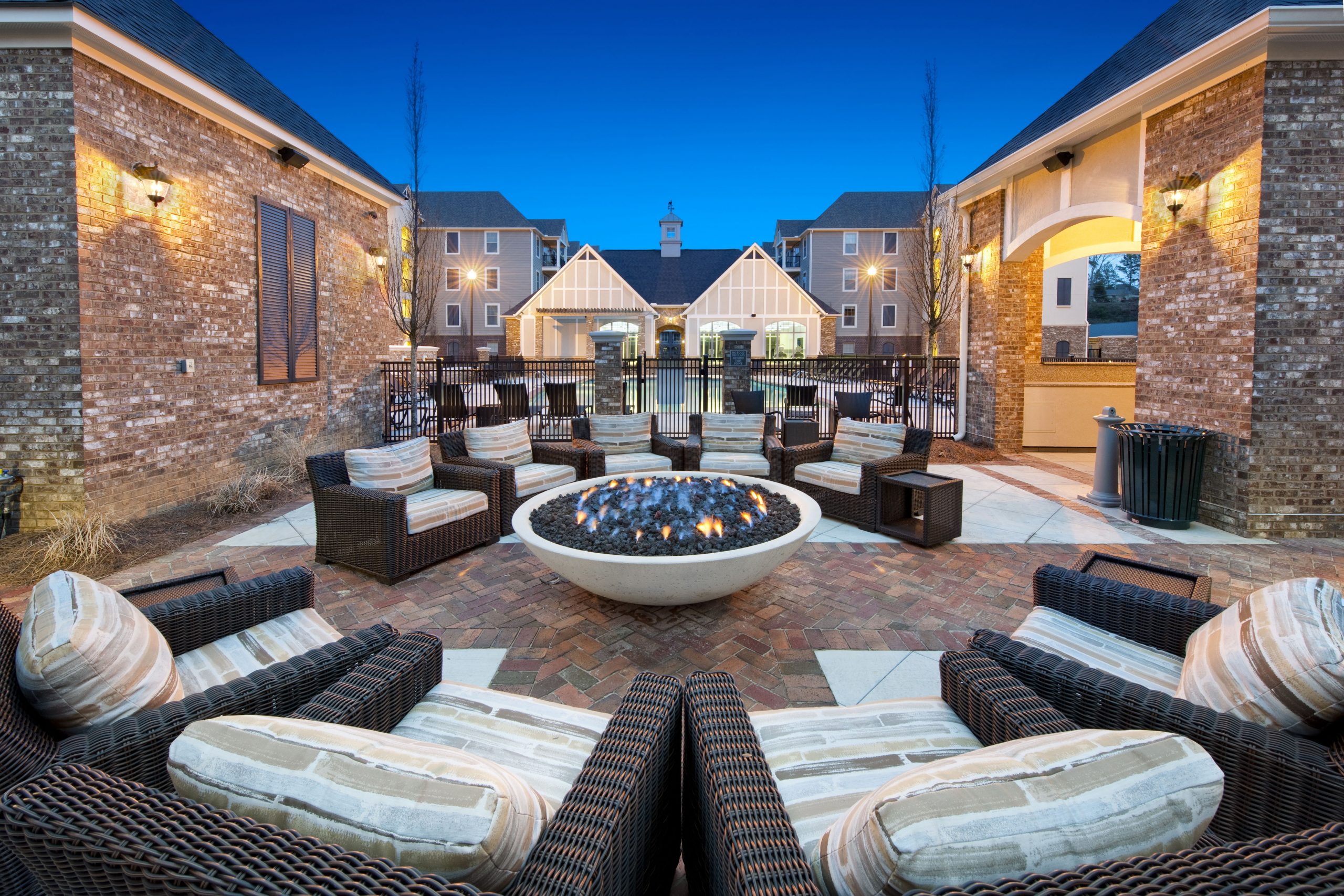 5_Pool-Firepit-01-scaled.jpg