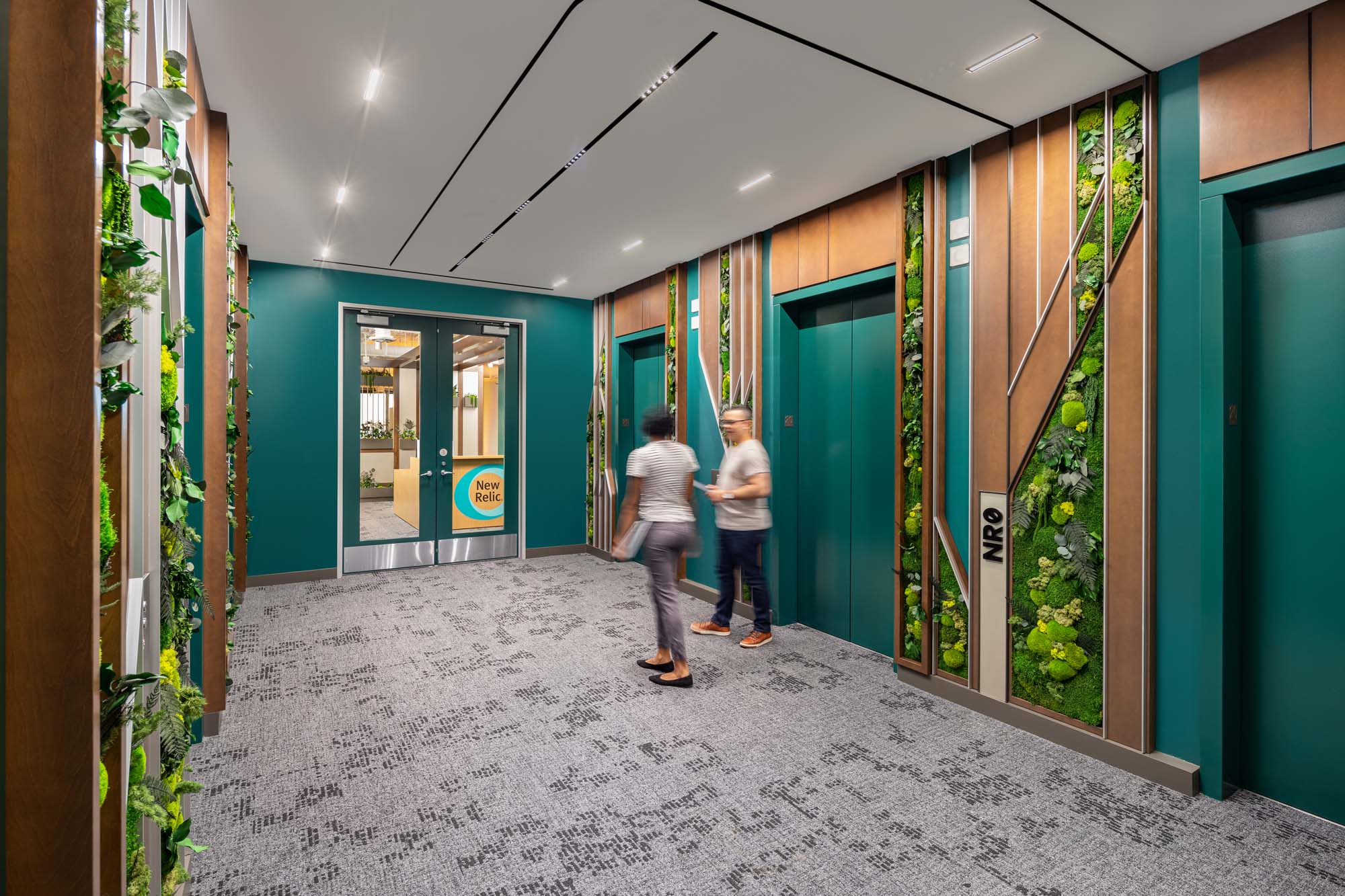 3_Elevator-Lobby-with-People.jpg