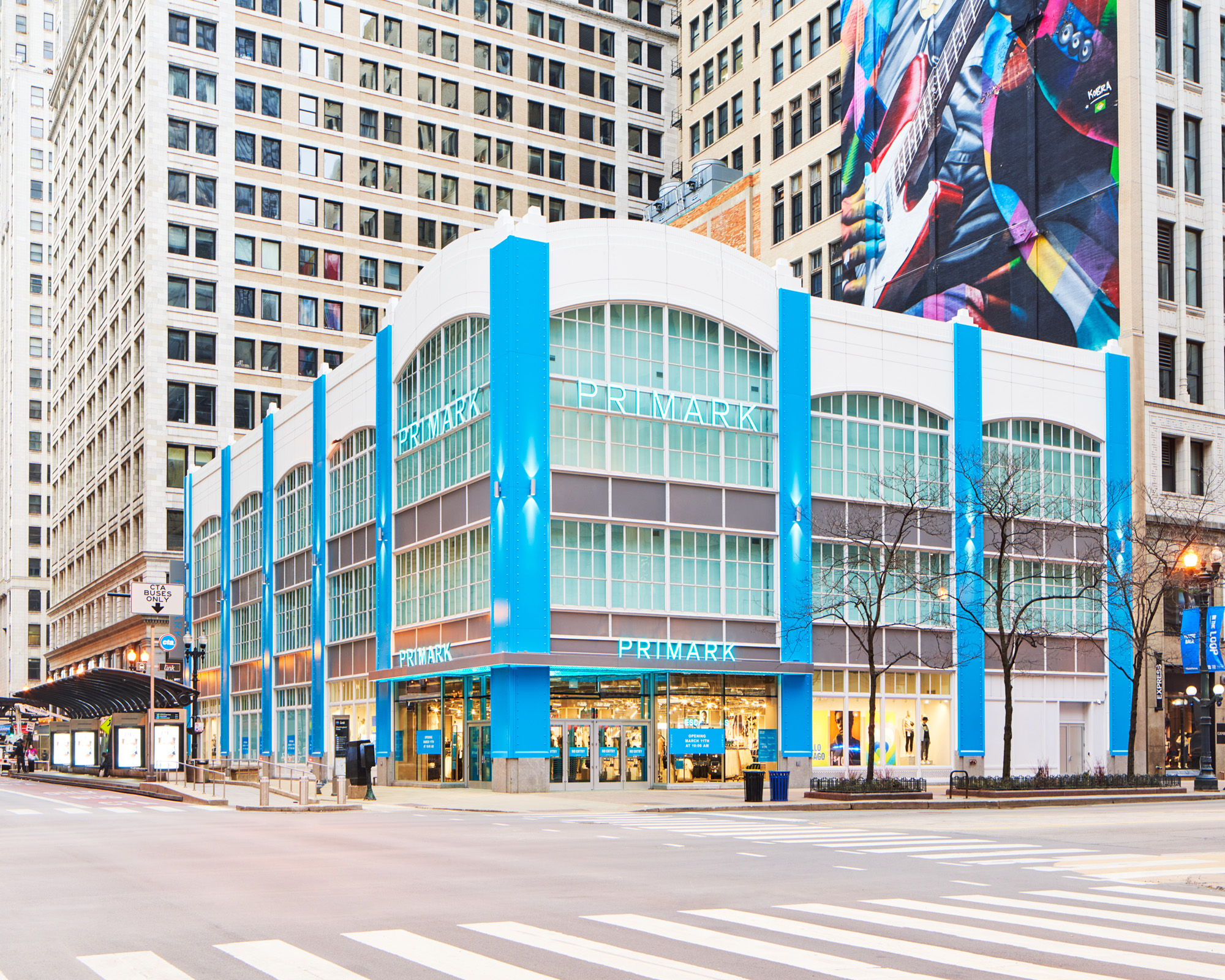 98_PRIMARK-Chicago_Exterior_216.jpg