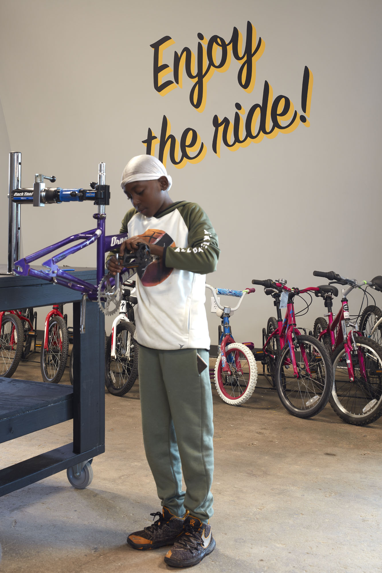 3_Bearings-Bike-Shop-012.jpg