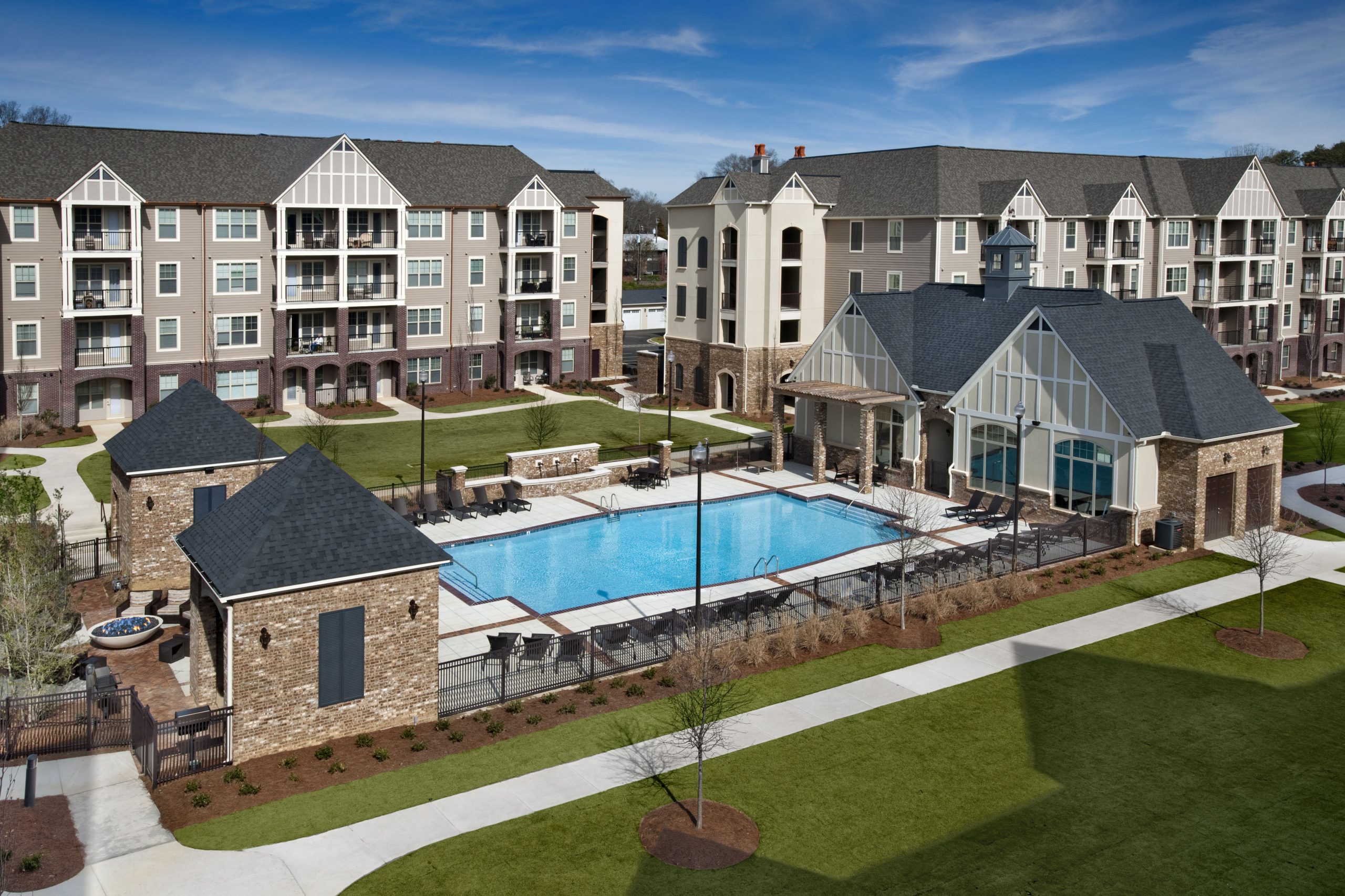 3_Pool-Day-01-scaled.jpg