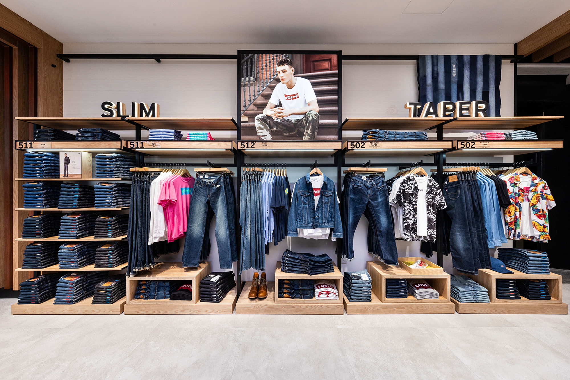6_levis-hr-03.jpg