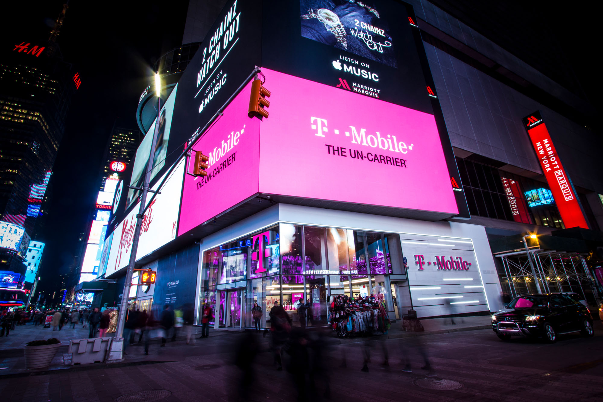 8_t-mobile-times-square-03.jpg