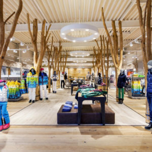 39_Bogner-Outlet-Store-by-mhp-Architekten-Bernau-am-Chiemsee-Germany-300x300.jpg