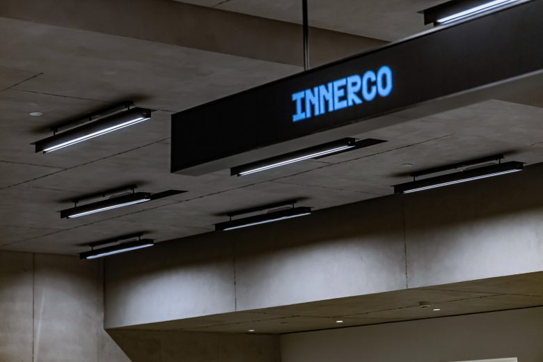 30_COSMO-INNERCO-Store-by-Lam-Lighting-Design-25-780x520.jpg