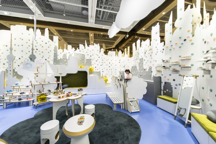 39_FlyPony-Flagship-Concept-Store-by-Prism-Design-Shanghai-China15.jpg