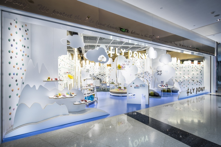 57_FlyPony-Flagship-Concept-Store-by-Prism-Design-Shanghai-China24.jpg