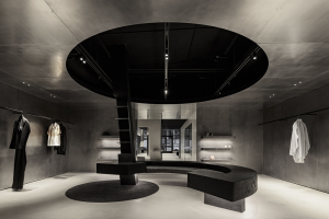 9_SVRN-Store-Chicago-by-WGNB-01-300x200.png