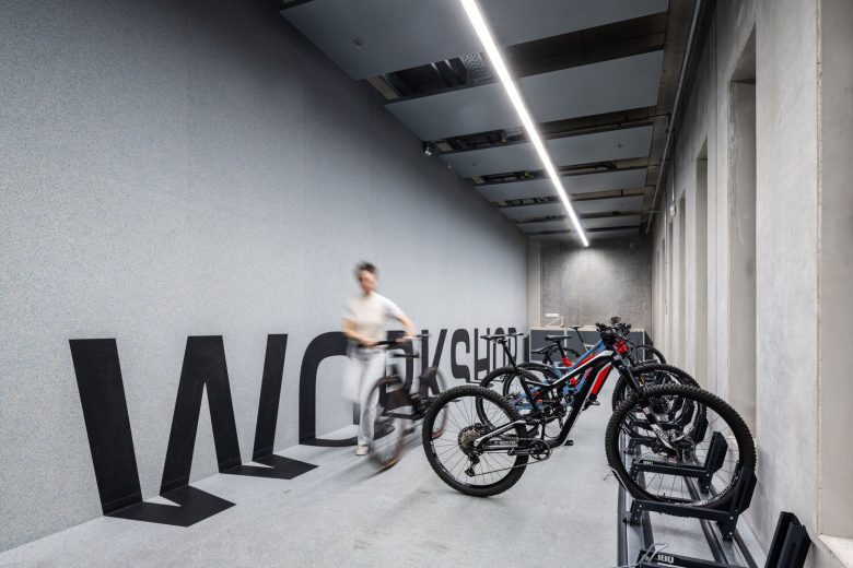 13_Schwalbe-Hybrid-Building-by-Archiproba-07-780x520.jpg