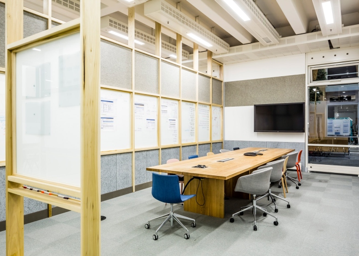 13_Barclaycard-office-by-APA-Architects-Northampton-UK-02.jpg
