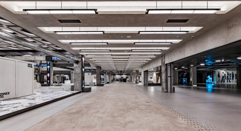 35_COSMO-INNERCO-Store-by-Lam-Lighting-Design-15-780x425.jpg