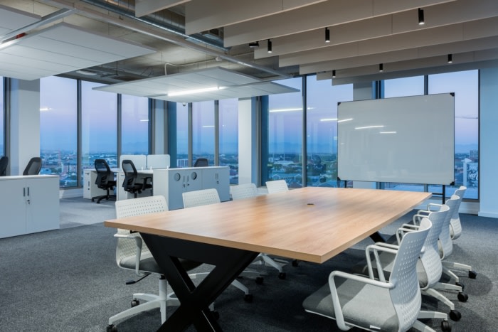 53_2u-offices-cape-town-8-700x467-compact.jpg