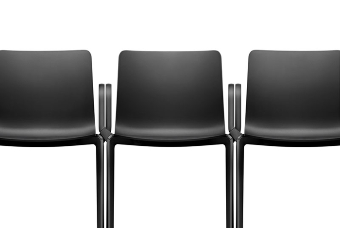 1_A-Chair_Linking-700x469.jpg