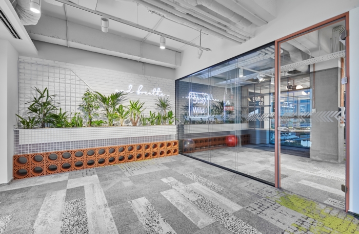 28_accenture-offices-phase-2-bucharest-3-700x458.jpg