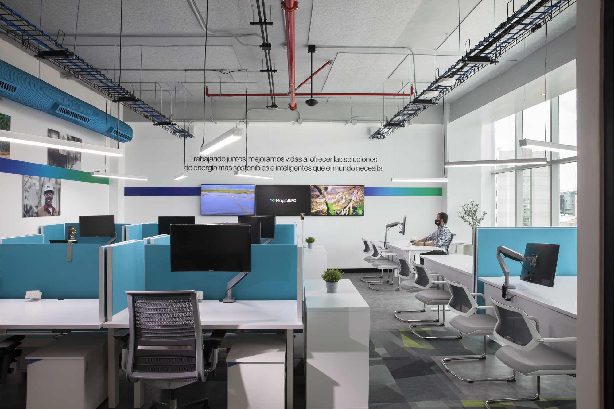 18_aes-dominicana-offices-santo-domingo-2.jpg
