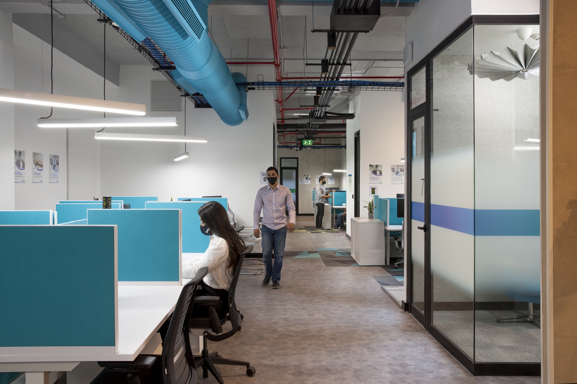 40_aes-dominicana-offices-santo-domingo-8.jpg