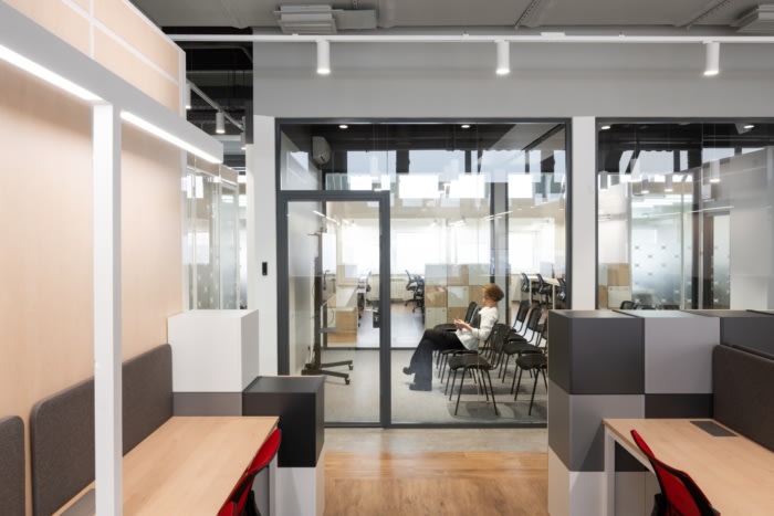 35_afk-sistema-coworking-offices-moscow-5-700x467-compact.jpg