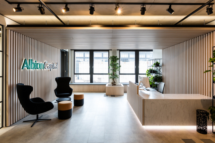 1_albion-capital-offices-london-3-700x467.jpg