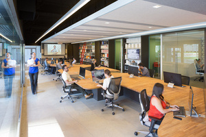 89_Unispace_LA_Office_Design_07-300x200.jpg