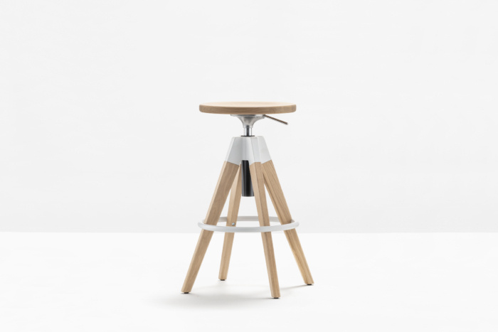 1_arki-stool-4-700x467.jpg