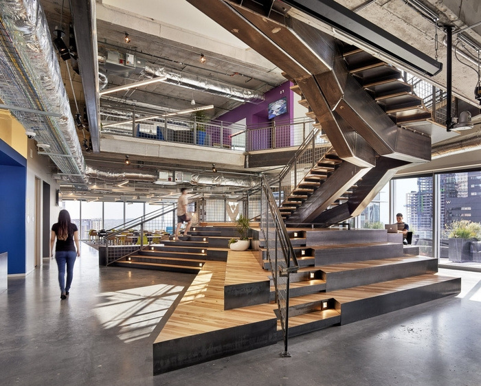 4_Atlassian_Casey-Dunn_Stairs-to-break-room-700x562.jpg
