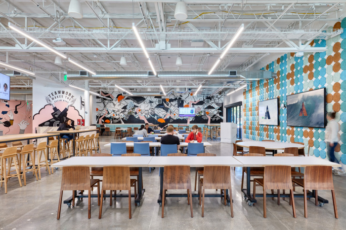 1_atlassian-offices-mountain-view-1-700x467.jpg