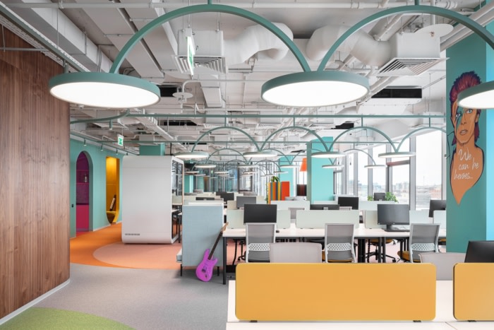 7_avito-sales-department-offices-saint-petersburg-700x467-compact.jpg