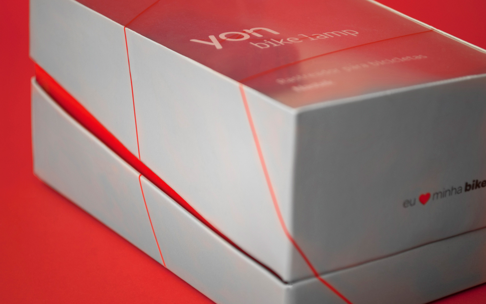 25_Yon-18-Packaging-Bike-Lamp-07.jpg