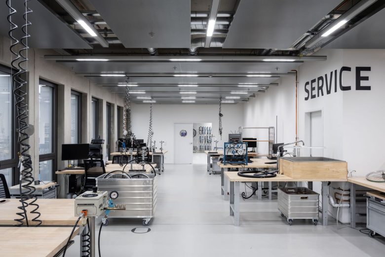 15_Schwalbe-Hybrid-Building-by-Archiproba-09-780x520.jpg