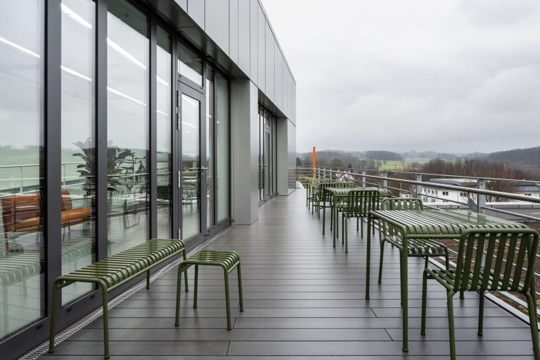 37_Schwalbe-Hybrid-Building-by-Archiproba-31-780x520.jpg
