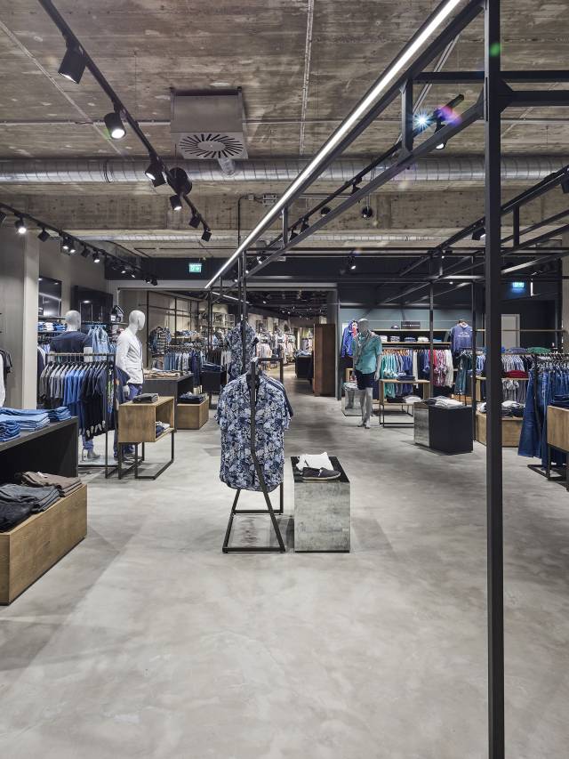 12_Juhasz-store-by-blocher-partners-04.jpg