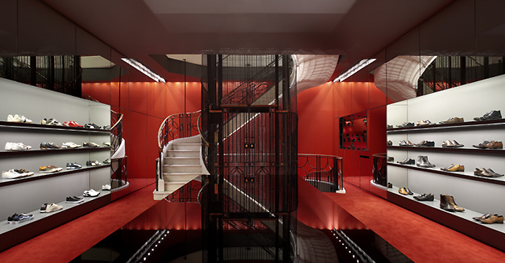10_Kurt-Geiger-store-Regent-Found-Associates-London.jpg