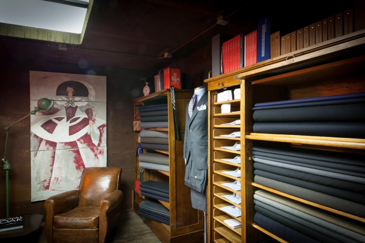 27_Lander-Urquijo-Concept-Store-Madrid-Spain-08.jpg