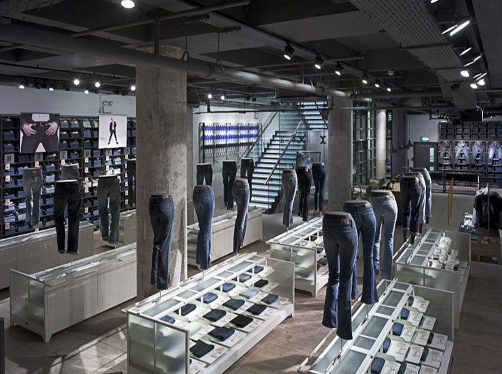 10_Levis-Flagship-Store-Regent-Street-London.jpg