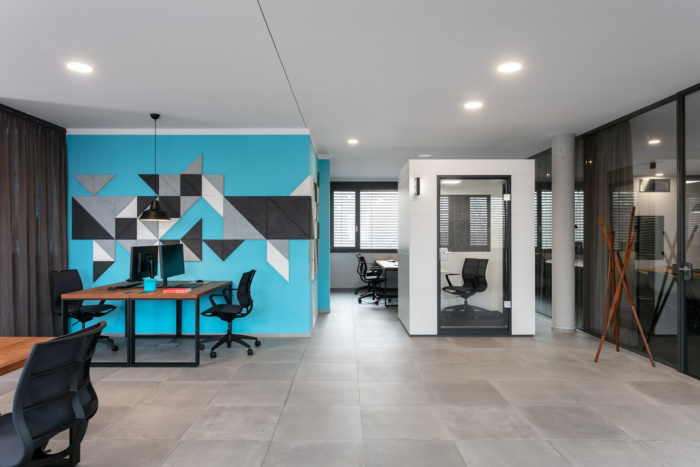 10_Aflexio-Offices-by-Bolting-Design-02.jpg