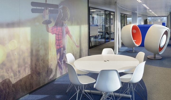 25_Agoria-Tech-Lounge-Offices-by-Global-Workspaces-Brussels-Belgium-05.jpg