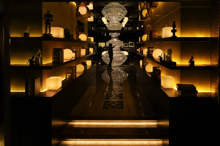 10_Ai-nightclub-by-mousetrap-Osaka-Japan.jpg