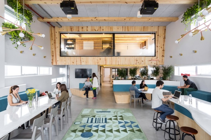 29_Airbnb-office-by-MM18-arquitectura-Sao-Paulo-Brazil-02.jpg