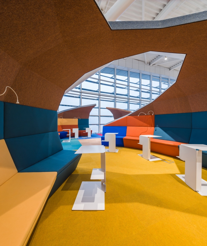 29_Airport-Lounge-by-NUCA-Studio-Bucharest-Romania-07.jpg