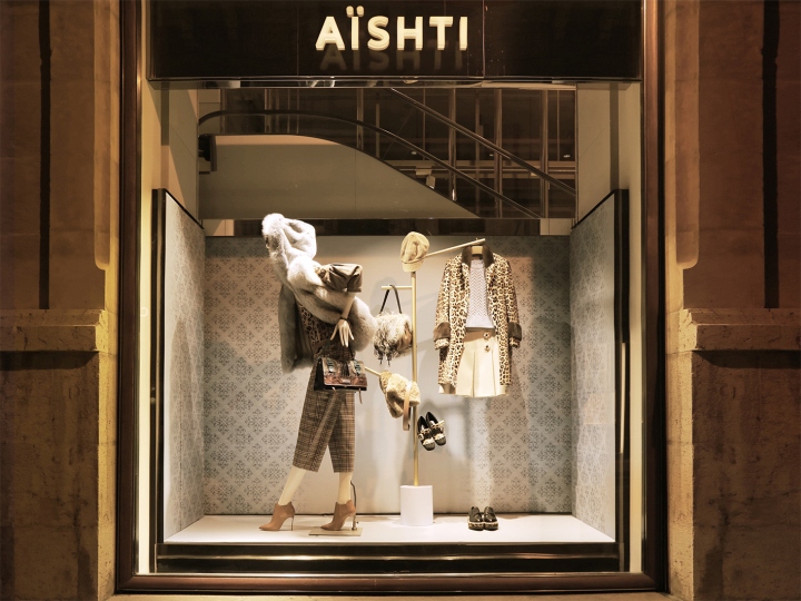 22_Aishti-fall-winter-2017-campaign-by-Arte-Vetrina-Project-Bologna-Italy06.jpg