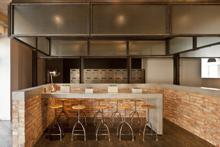 19_AKQA-Clerkenwell-offices-by-Amos-and-Amos-London-UK-03.jpg